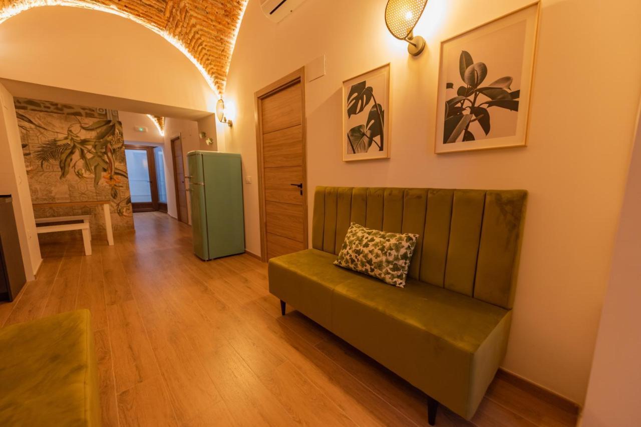 Апартаменты Galarza Deluxe Casa Xvi-Xvii Parking Privado Gratis Касерес Экстерьер фото