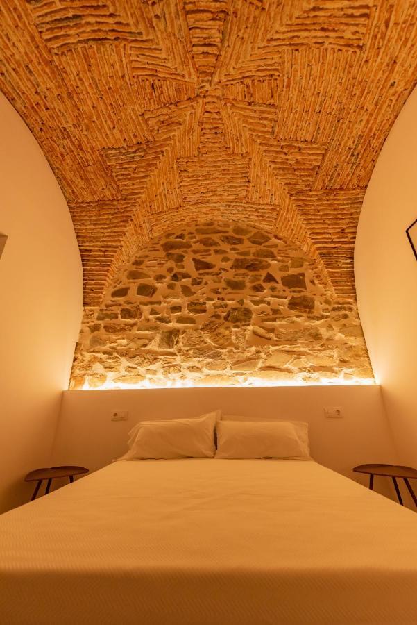 Апартаменты Galarza Deluxe Casa Xvi-Xvii Parking Privado Gratis Касерес Экстерьер фото