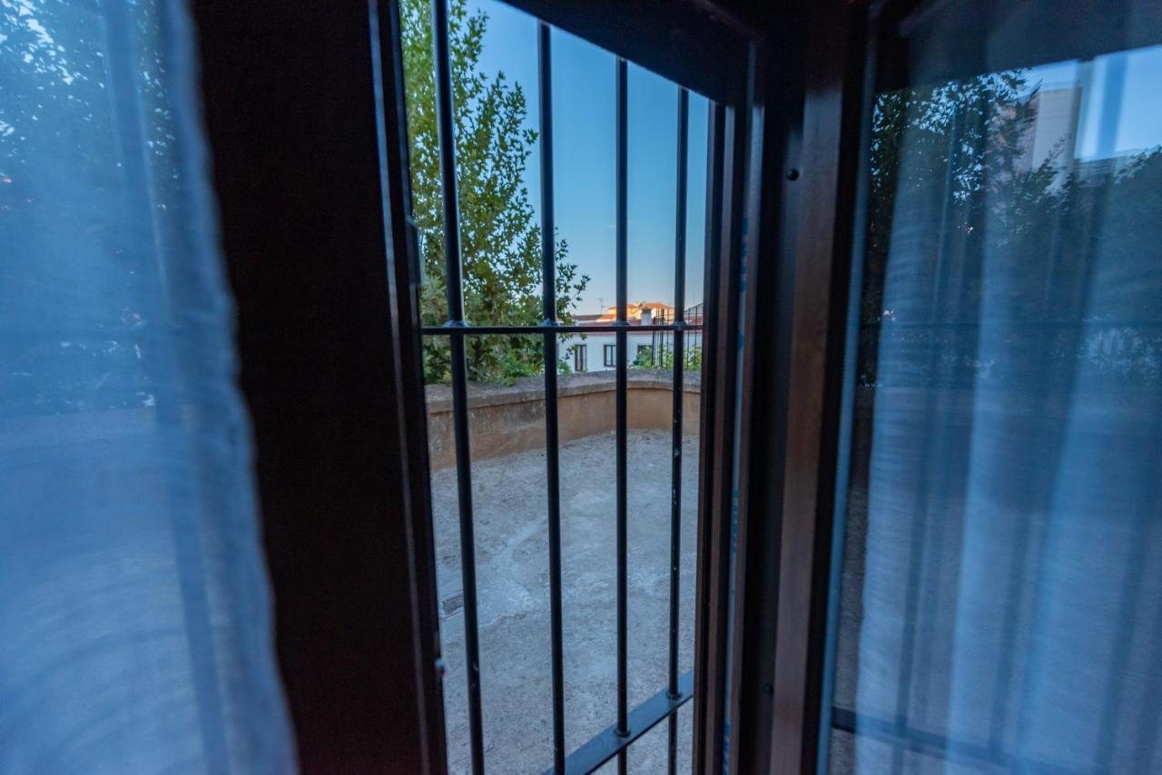 Апартаменты Galarza Deluxe Casa Xvi-Xvii Parking Privado Gratis Касерес Экстерьер фото