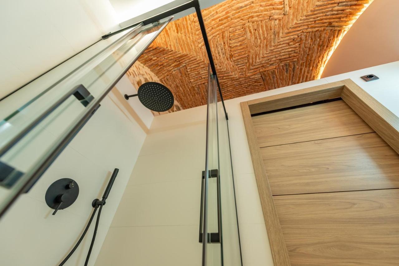 Апартаменты Galarza Deluxe Casa Xvi-Xvii Parking Privado Gratis Касерес Экстерьер фото