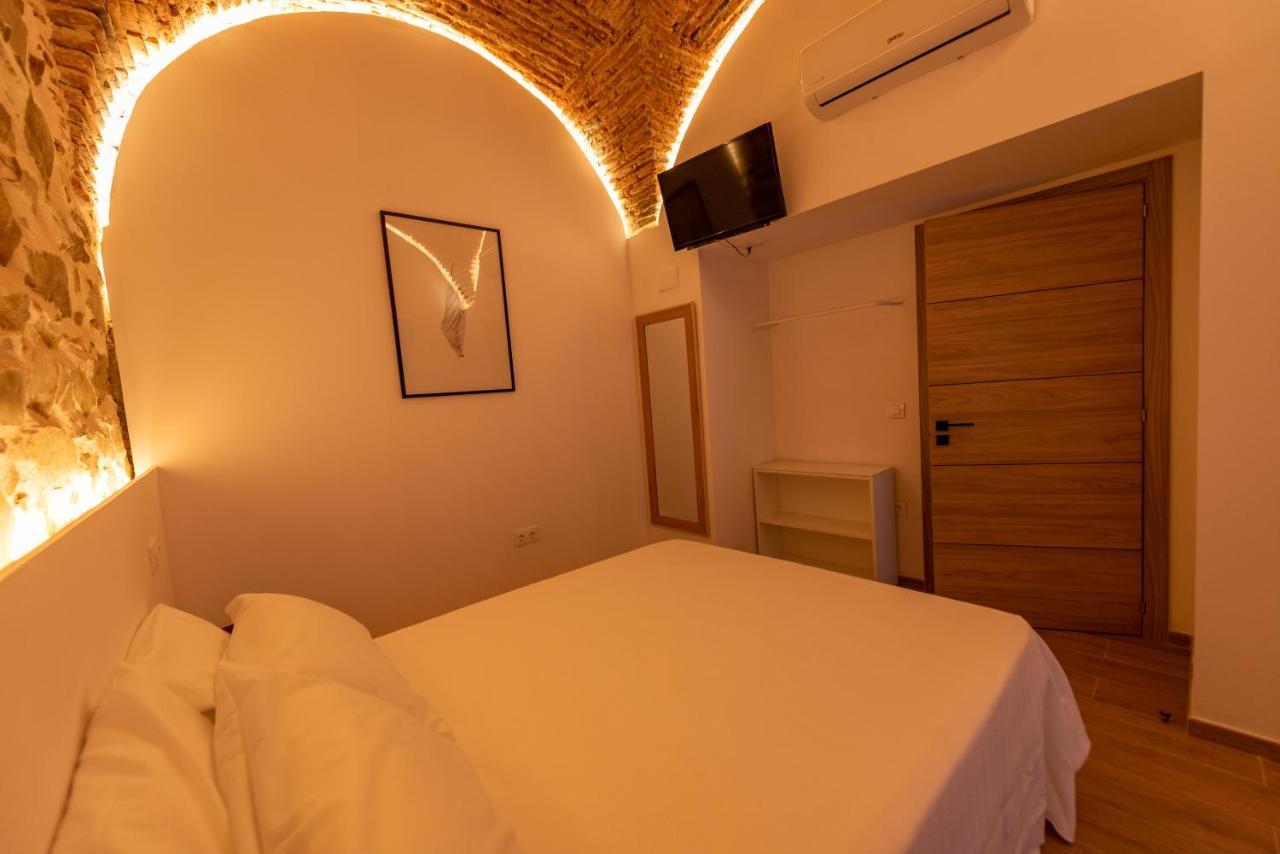 Апартаменты Galarza Deluxe Casa Xvi-Xvii Parking Privado Gratis Касерес Экстерьер фото