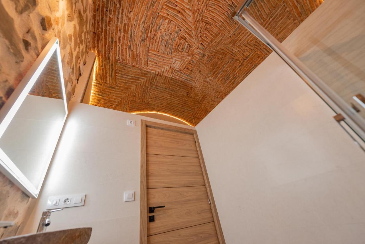 Апартаменты Galarza Deluxe Casa Xvi-Xvii Parking Privado Gratis Касерес Экстерьер фото