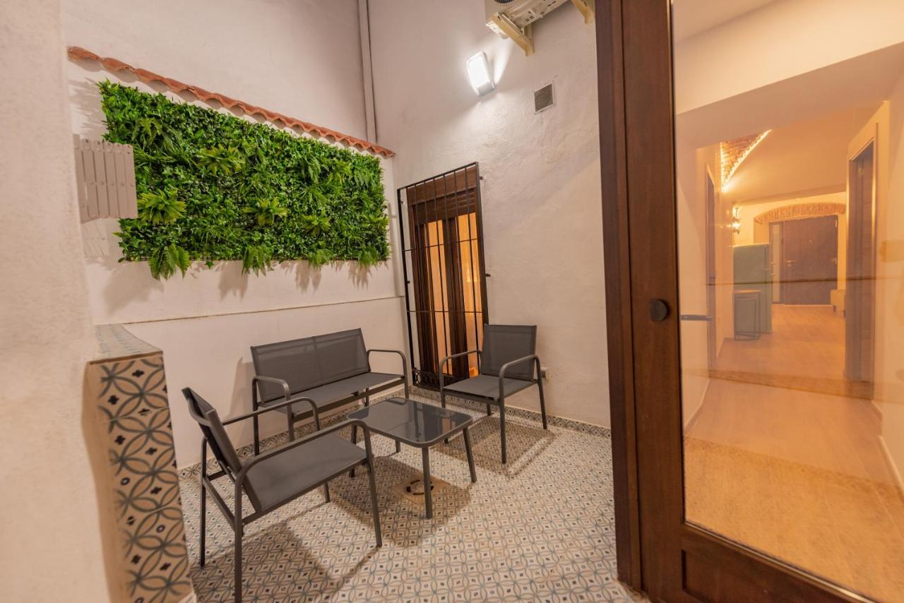 Апартаменты Galarza Deluxe Casa Xvi-Xvii Parking Privado Gratis Касерес Экстерьер фото