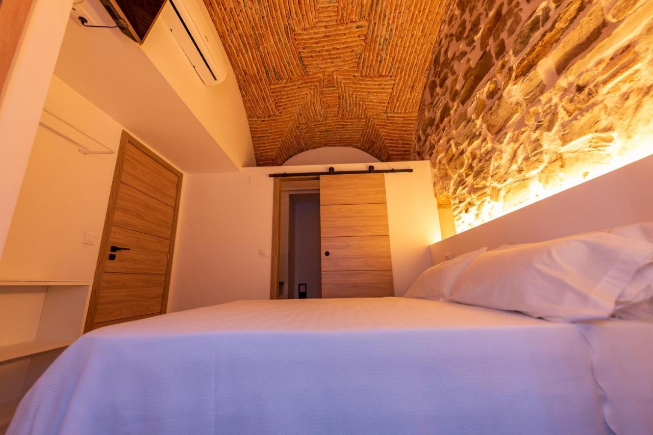 Апартаменты Galarza Deluxe Casa Xvi-Xvii Parking Privado Gratis Касерес Экстерьер фото